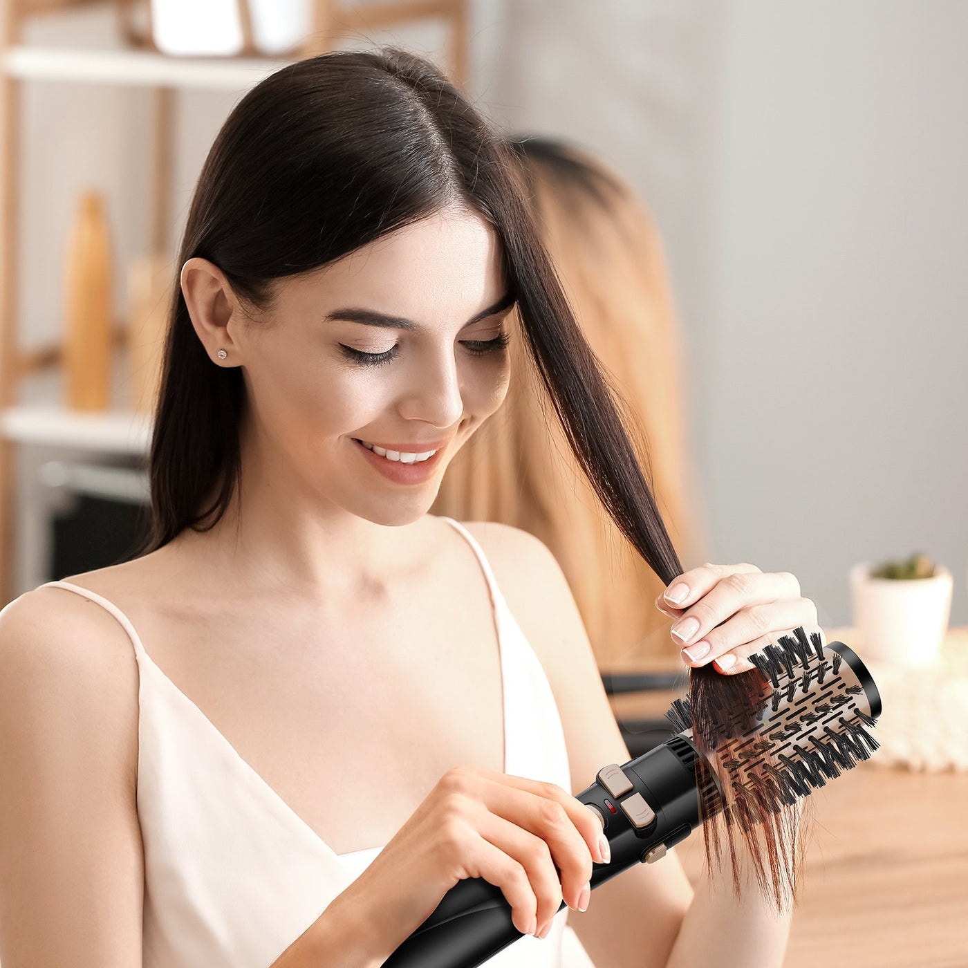 Rotating Hair Dryer Brush Hot Air Styling Brush With 3 Interchange Heads